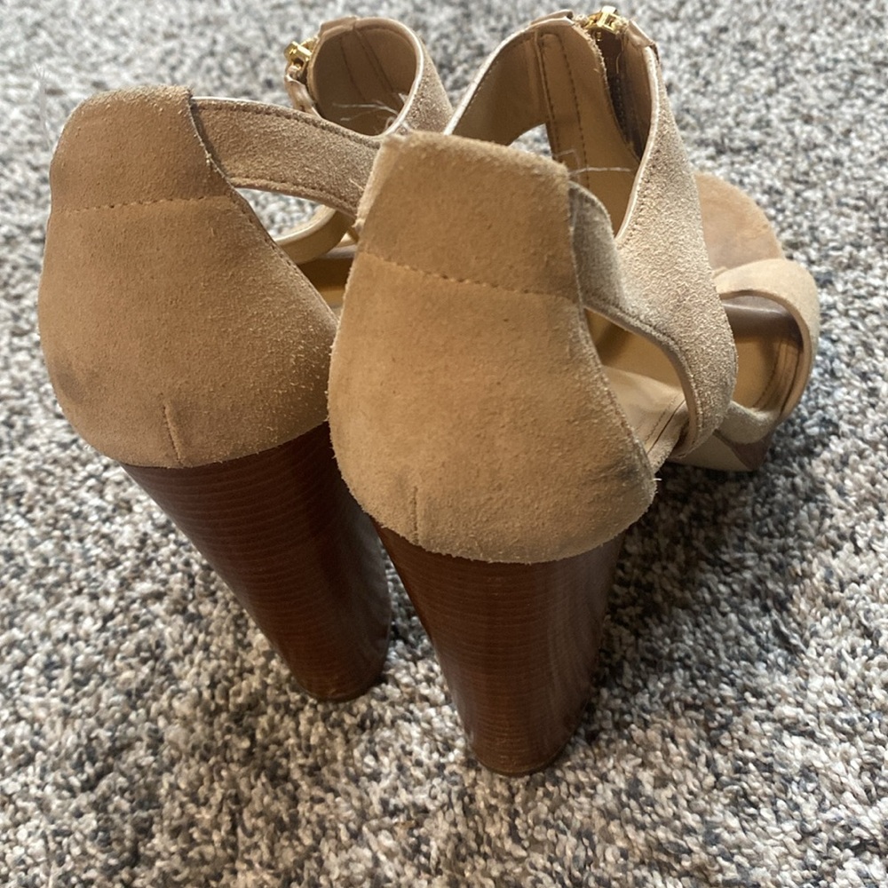 Michael Kors Tan Zip Up Chunky Heels size 7.5 - Picture 5 of 6
